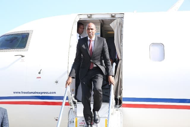 Raisul Wasaare Khayre oo dib ugu soo laabtay dalka, kana warbixiyey Shirkii Davos ee dalka Switzerland