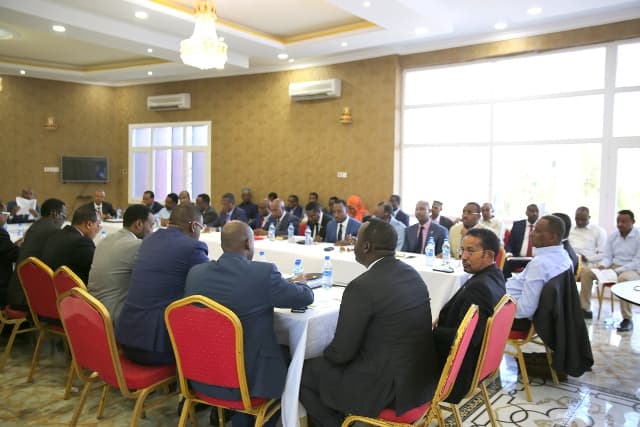 Golaha Wasiirada Soomaaliya oo isugu yimid kulan looga hadlay qodobo xasaasi ah