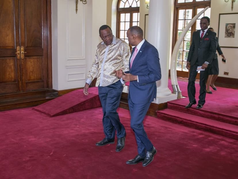 Ra’iisul Wasaare Khayre Iyo Madaxwayne Kenyatta Oo Ka Wada Hadlay Adkaynta Xariirka Labad Dawladood