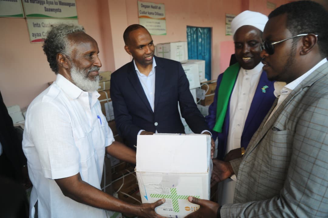 Ra’iisul Wasaare Khayre Oo Dawo Gaarsiiyay Isbitaalka Guud Ee Magaalada Dhuusamareeb