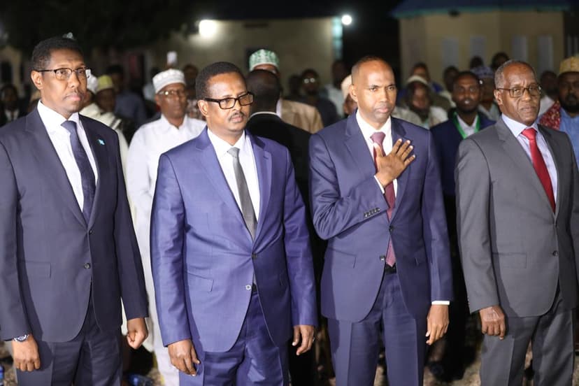 Ra’iisul Wasaare Khayre: Si Loo Hehiisyo Oo Maamul La Wada Leeyahay Loo Dhiso Waa In Danta Gaarka Ah Meel La Dhigo Oo Danta Guud Laga Shaqeeyo