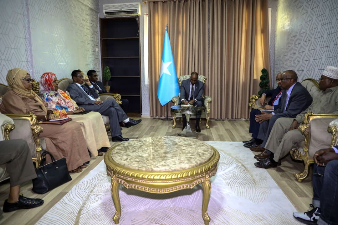 Ra’iisul Wasaare Khayre Oo Guddiga Gurmarka Fatahaadaha Faray Karaarinta Dadaallada Lagu Badbaadinayo Bulshada Daadadku Saameeyeen