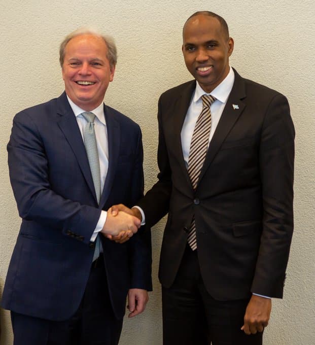 Ra’iisul Wasaare Khayre iyo Agaasimaha Maamulka Bangiga Adduunka Oo Kulan Ku Yeeshay Geneva