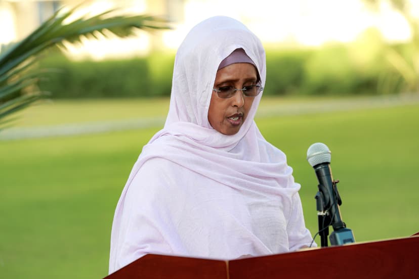 Wasiirka Caafimaadka Ayaa Shacabka Soomaaliyeed Ugu Baaqday Inay Dowrkooda Ka Qaataan Xakameynta Faafitaanka COVID-19