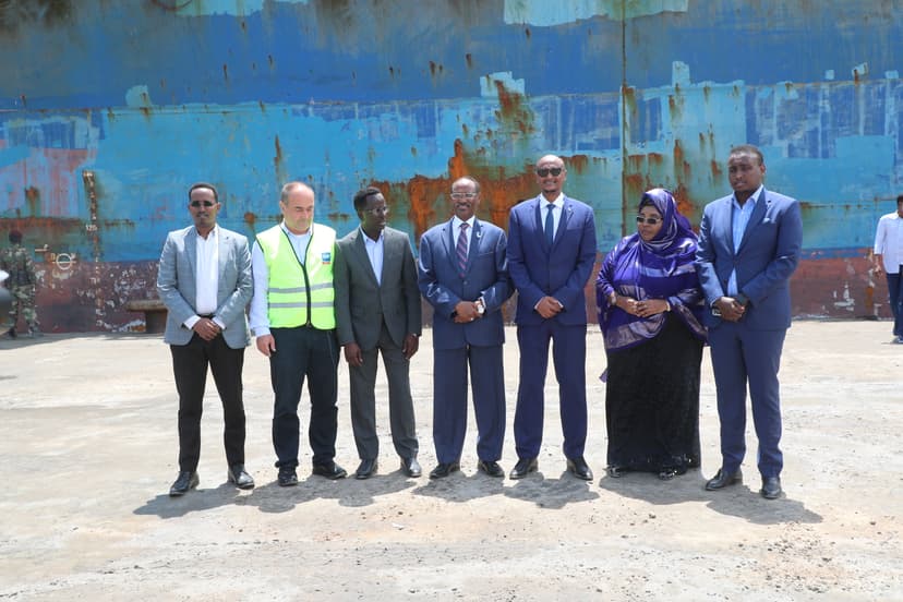 Sii hayaha Ra’iisul Wasaaraha dalka Oo Kormeeray Dekadda Muqdisho