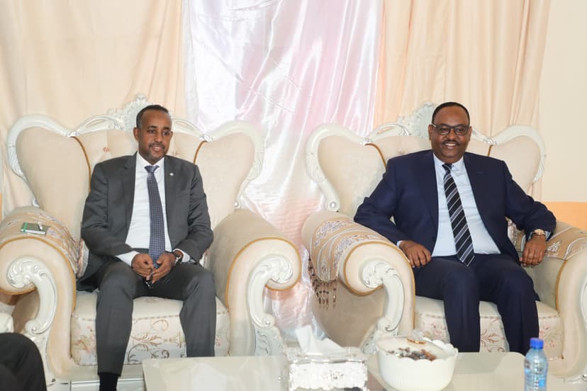 Ra’iisul Wasaare Rooble iyo Madaxda Puntland oo yeeshay kulan wadatashi ah