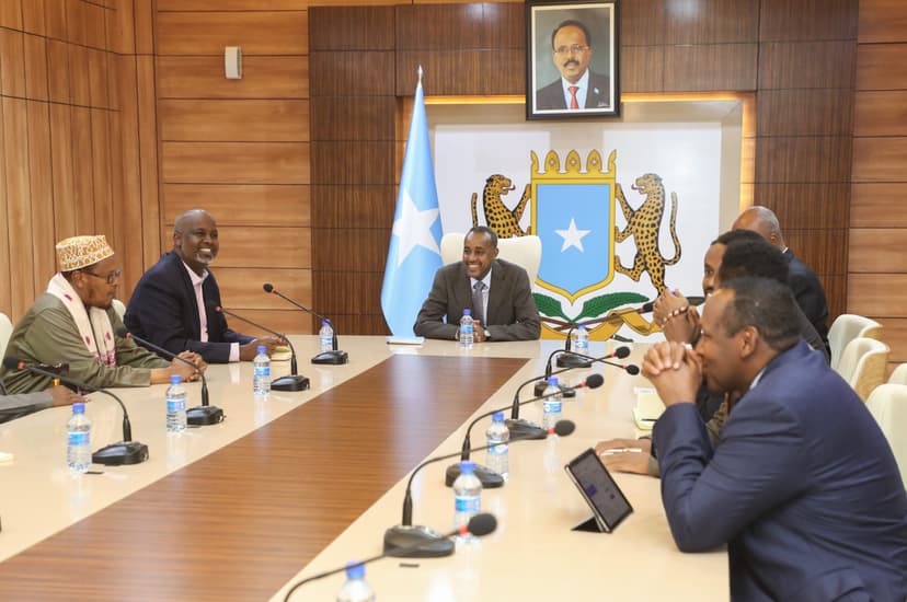 Ra’iisul Wasaare Rooble oo kulan wadatashi ah la yeeshay Ururrada Bulshada Rayidka ah iyo Culima’udiinka Soomaaliyeed