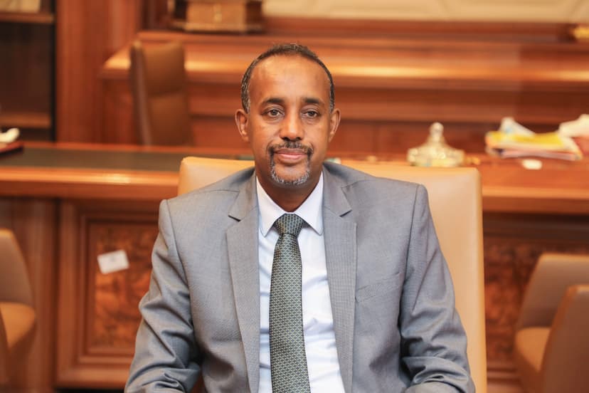 RA’IISUL WASAARE ROOBLE OO MAGACAABAY GUDDI FARSAMO OO KA SHAQEEYA QABANQAABADA SHIRKA GOLAHA WADATASHIGA QARAN
