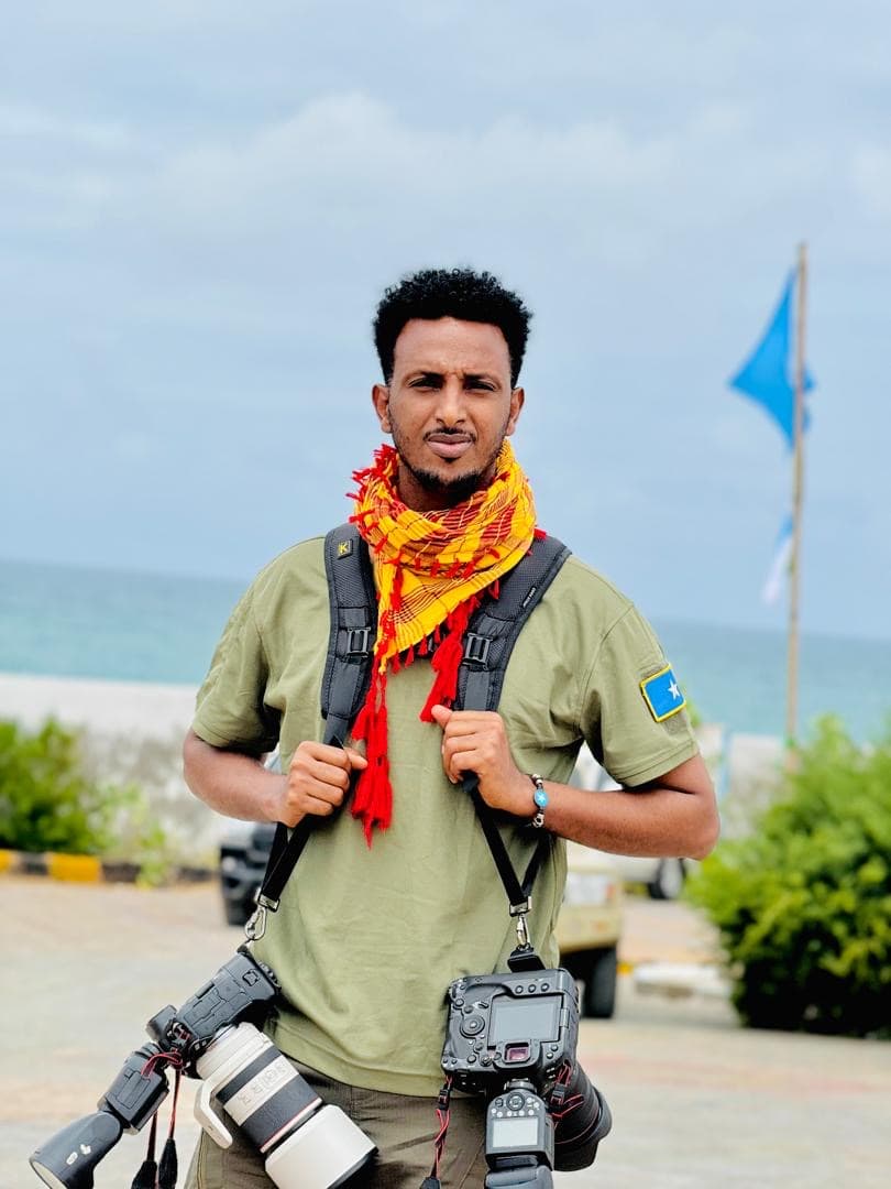 Hassan Farah Mohamed, Bio