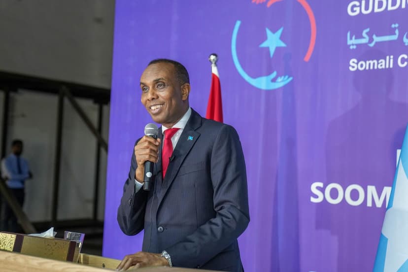 Ra’iisul Wasaare Xamse”Tani Waxa ay Adduunka Tusaysaa In Shacabka Soomaaliyeed u Gurmman Karo Cid Kasta Oo Garab Uga Baahata”