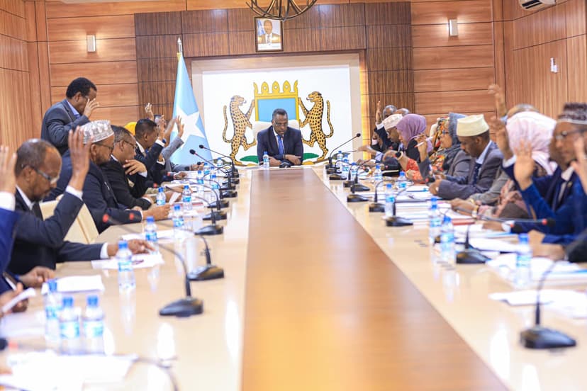 Golaha Wasiiradda oo meel mariyey xeerar iyo sharciyo dalka muhiim u ah