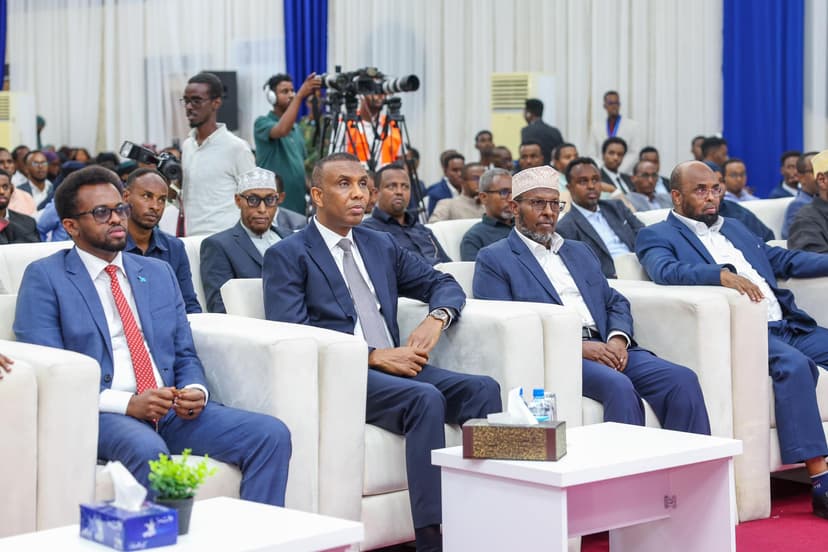 Ra’iisul Wasaare Xamsa oo sheegay in tiknoolajiyaddu ay qayb ka qaadato yareynta musuq-maasuqa
