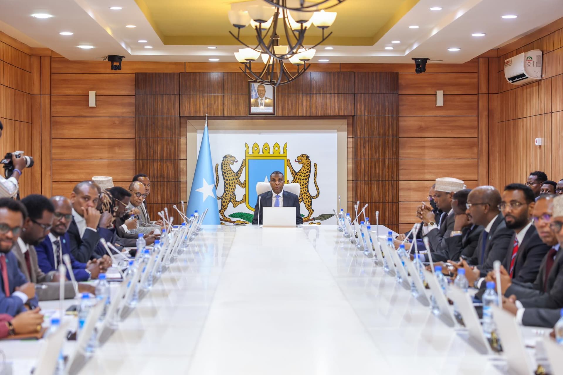 Shirka golaha Wasiirada oo looga hadlay dagaalka lagu ciribtirayo kooxaha Khawaarijta