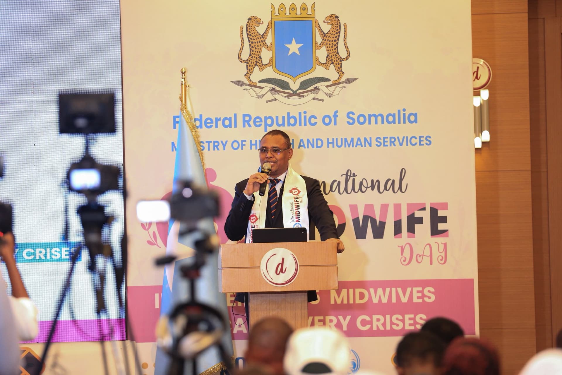 Ra’iisul Wasaare ku xigeen Jibriil” Xukuumaddu waxaa ay muhiimad weyn siineysaa tayeynta daryeelka Hooyada iyo Dhallaanka”