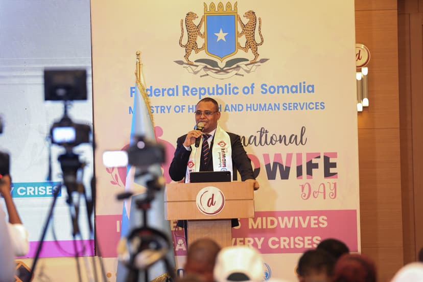 Ra’iisul Wasaare ku xigeen Jibriil” Xukuumaddu waxaa ay muhiimad weyn siineysaa tayeynta daryeelka Hooyada iyo Dhallaanka”
