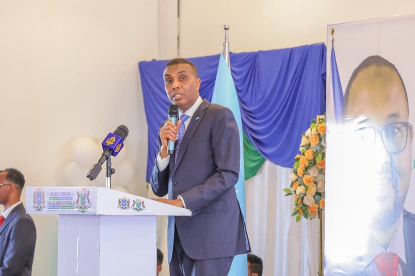 Prime Minister Hamza attends the inauguration ceremony of the President of the North Eastern State of Somalia.