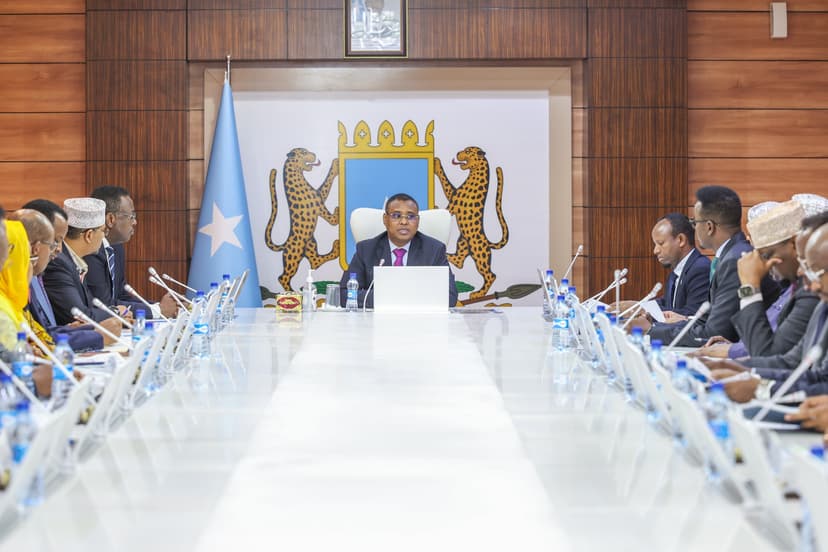 The Council of Ministers of the Federal Government of Somalia discusses security, military operations, and political issues