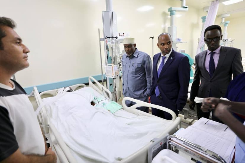 Ra’iisul Wasaare Khayre oo Booqday Xildhibaan Maxamed Mursal