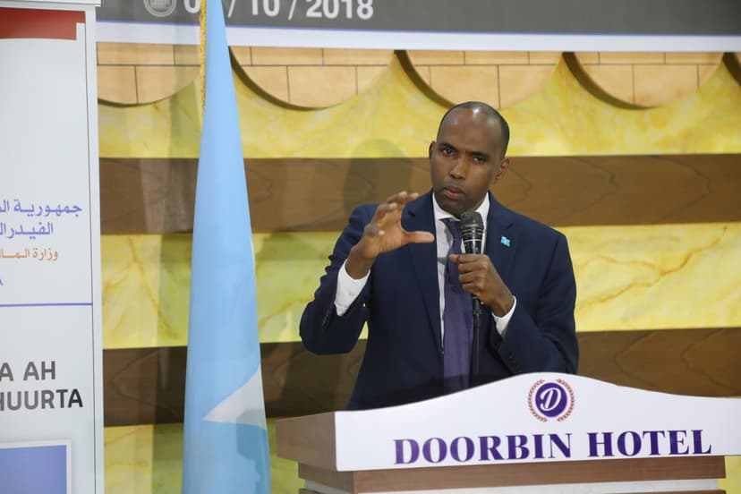 Ra’iisul Wasaare Khayre: Dawladnimadeennu waxa ay kusoo dhacday waddada saxda ah, waxa ayna u baahntahay in lagu ilaaliyo