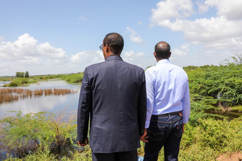 Ra’iisul Wasaare Rooble oo safar uu ugu kuur-galayay fatahaadda webiga Shabeelle ku tagey Jowhar
