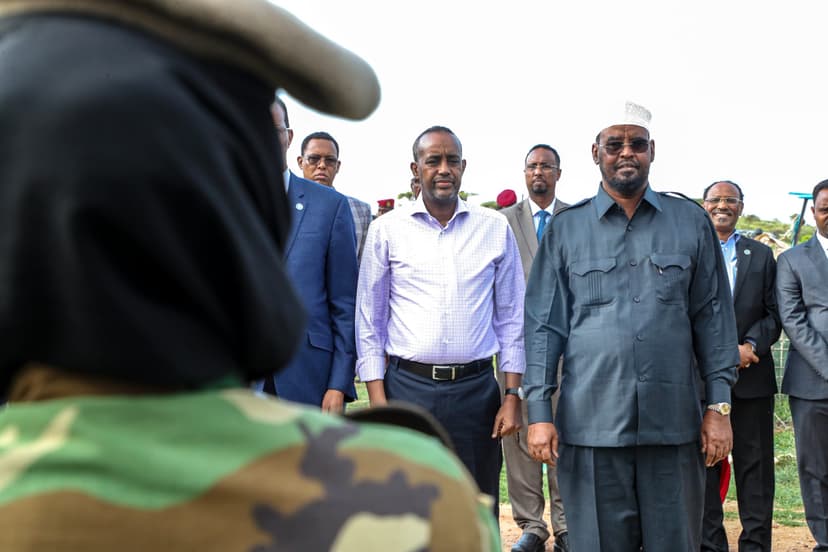 Ra’iisul Wasaare Rooble oo booqday Taliska Ciidanka C.X.D.S ee Jubaland
