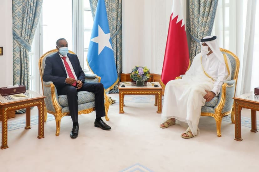 Ra’iisul Wasaare Rooble oo kulan la yeeshay Ra’iisul Wasaaraha Qatar Sheekh Khaalid Bin Khalifa Al-Thani