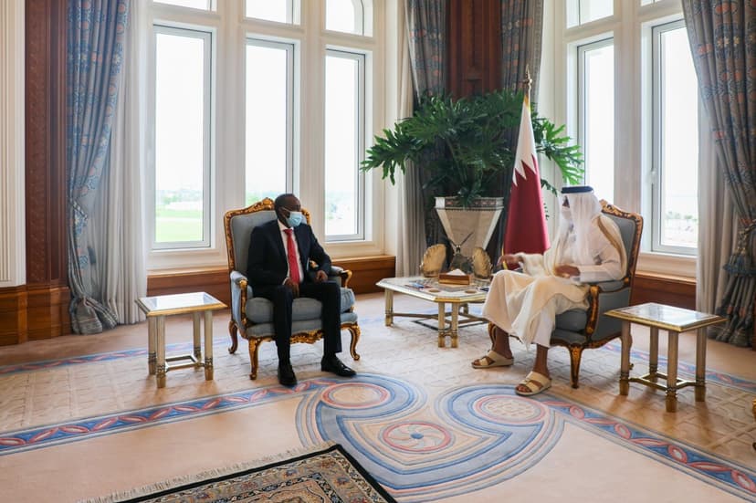 Ra’iisul Wasaaraha XFS oo Amiirka Dowladda Qatar Sheekh Tamiim Bin Xamad Al Thani uga mahadceliyey taageerada ay siiyaan Soomaaliya
