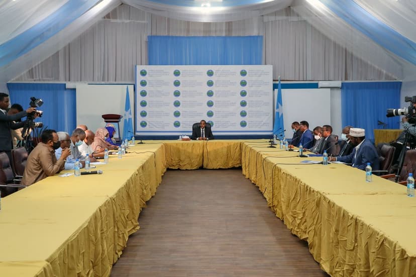 Golaha Wadatashiga Qaranka oo kulan la yeeshay wakiillo ka socda Bulshada Rayidka ah iyo haweenka Soomaaliyeed