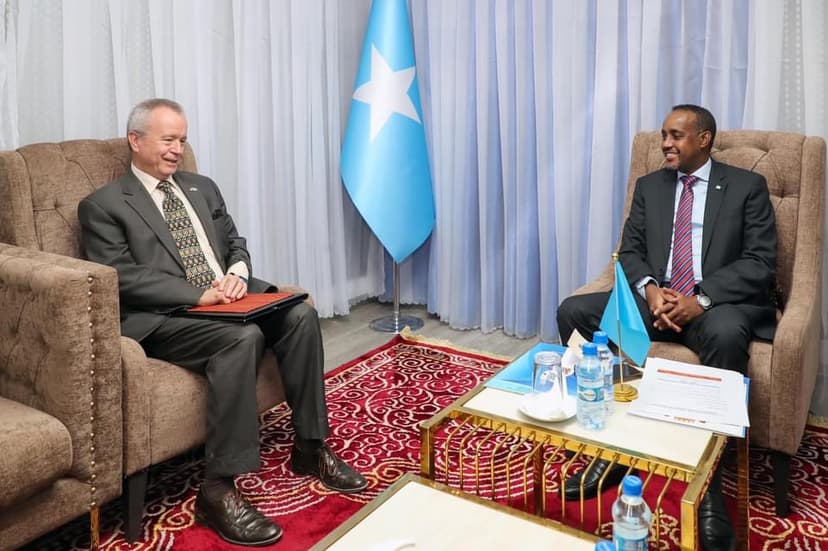 Ra’iisul Wasaare Rooble iyo Safiirka Maraykanka oo ka wada hadlay arrimaha doorashooyinka