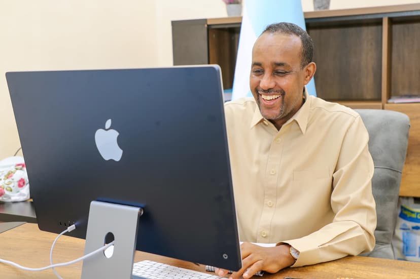 Ra’iisul Wasaare Rooble oo Midowga Musharaxiinta kala hadlay Arrimaha Doorashooyinka