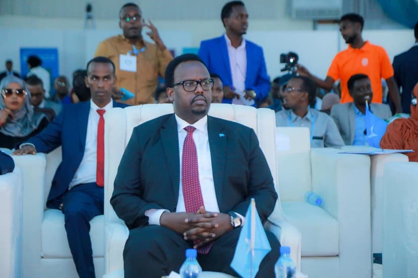 Ra’iisul Wasaare Ku-Xigeenka dalka“Dhallinyarada Soomaaliyeed waa laf-dhabarta Bulshada”