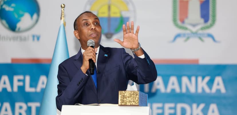 Ra’iisul Wasaare Xamsa oo sheegay in bahda Waxbarashadu ay yihiin naftood hurayaal xilli adag uistaagay Waxbaridda Ubadka Soomaaliyeed