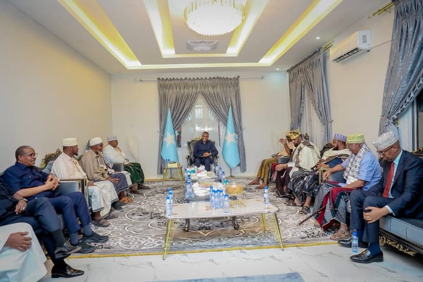 Ra’iisul Wasaare Xamsa Cabdi Barre, oo caawa kulanmuhiim ah la qaatay Isimmada SSC-Khaatumo