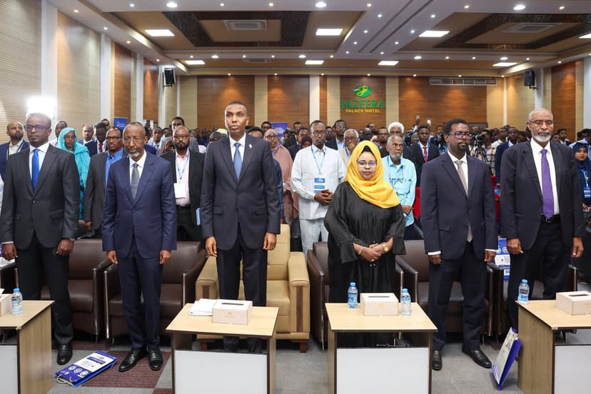 Ra’iisul Wasaare Xamsa oo ka qeyb galay Shir-Cilmiyeedka 3-aad ee Madasha Horumarinta Bariga Afrika