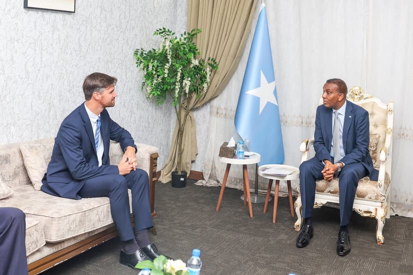 Ra’iisul Wasaaraha dalka oo qaabilay Danjiraha dowladda UK ee Soomaaliya
