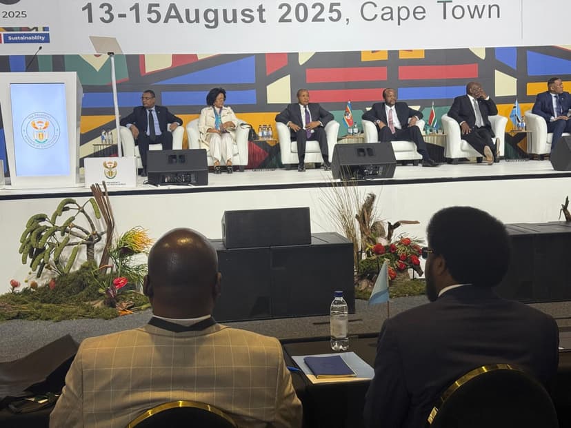 Ra’iisul Wasaare ku xigeenka labaad oo Cape town uga qeyb galay shirka Maalgashiga Biyaha ee Qaaradda Afrika