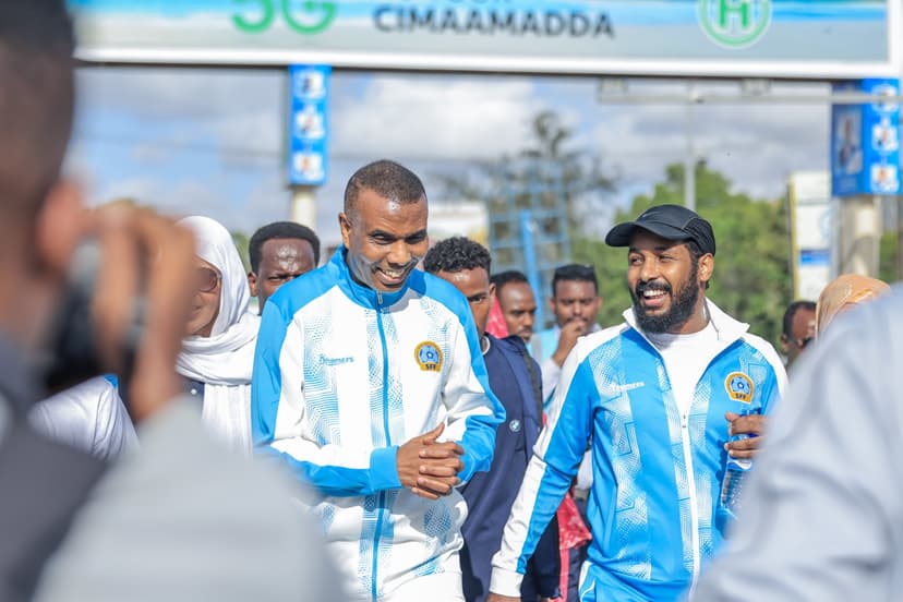 Prime Minister Hamza Attends Closing of Mogadishu’s Peace and Development Sports Week Race, Encourages Youth in Sports and Unity